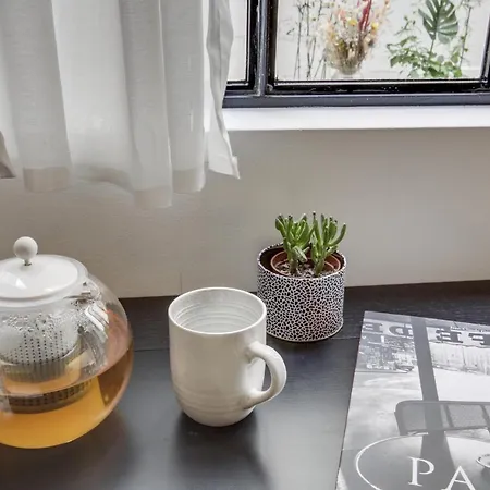 Chez Colette Canal St Martin Apartamento *
